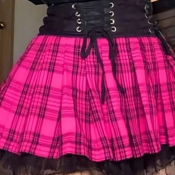 ❤️ ISO ❤️ - Picture 3 of 12